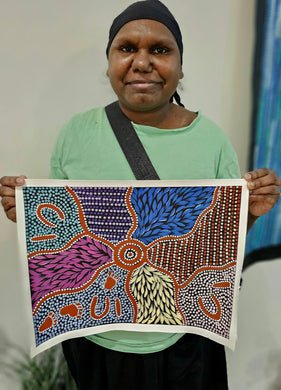 30 x 40 cm - Sharon Nakamarra Turner