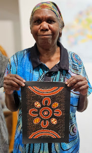 Jacinta Numina - Women collect bush tomato