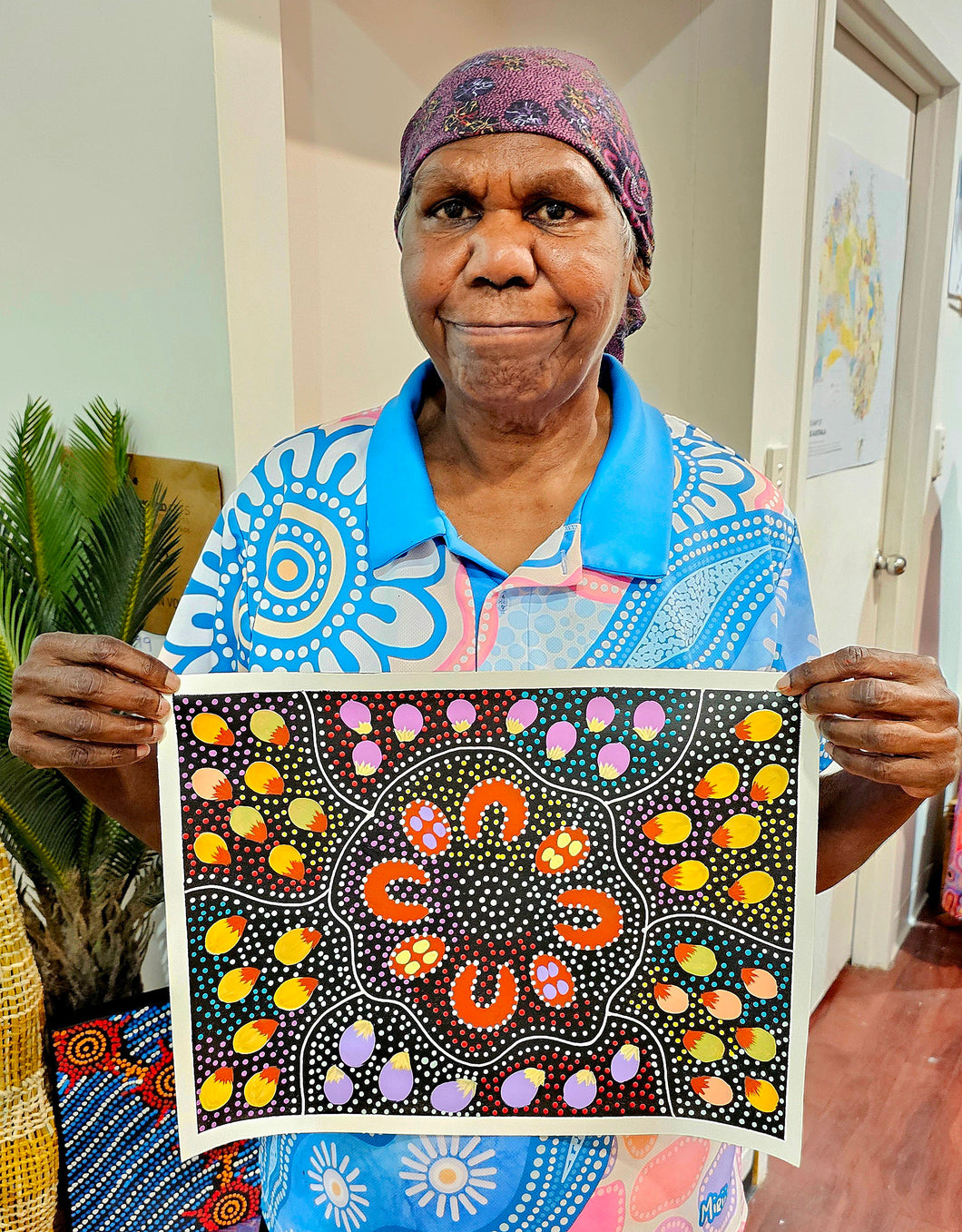Jacinta Numina - Women collect bush plum and bush tomato