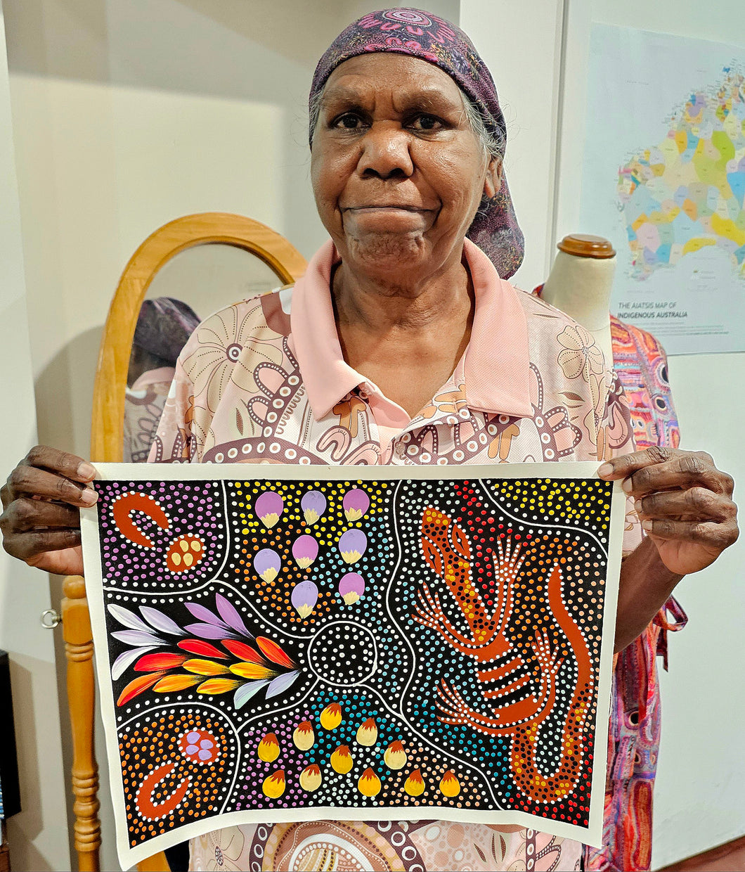 Jacinta Numina - Women hunting for bushtucker.