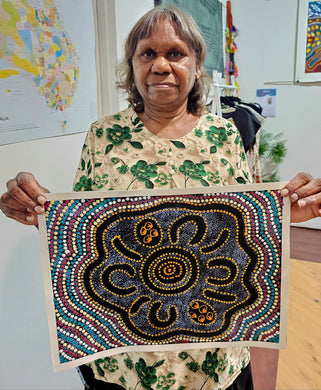 Caroline Numina - Women collecting bush plums